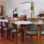 瓦尔德城堡酒店 3*