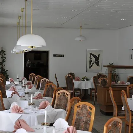 발트슐뢰스헨 호텔 클리에켄